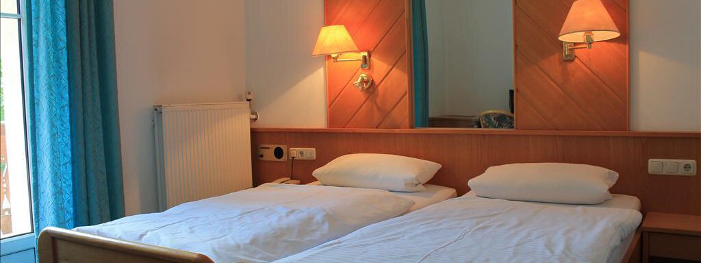 Beispiel Doppelzimmer - Aktiv Hotel Ötztal - Haiming