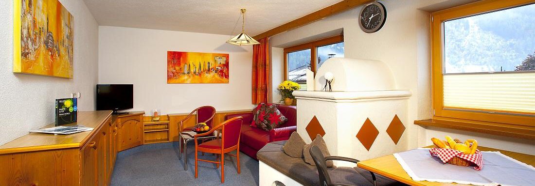 Wohnzimmer - Top Tirol Appartement - Huben