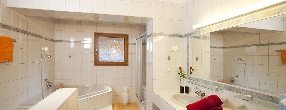 Badezimmer - Top Tirol Appartement - Huben