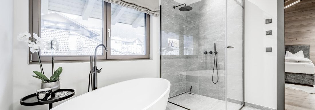 Spa Badezimmer - Alpenchalet Tirol - Längenfeld