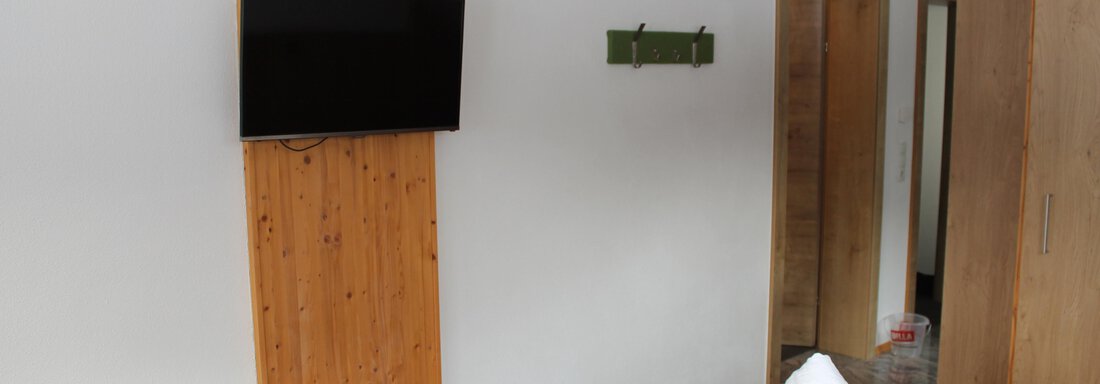 TV im Schlafzimmer - Apart Stipplerhof - Längenfeld