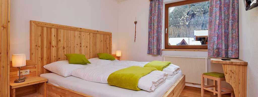 Fichte - Schlafzimmer - Appartement am Sonnhof - Längenfeld