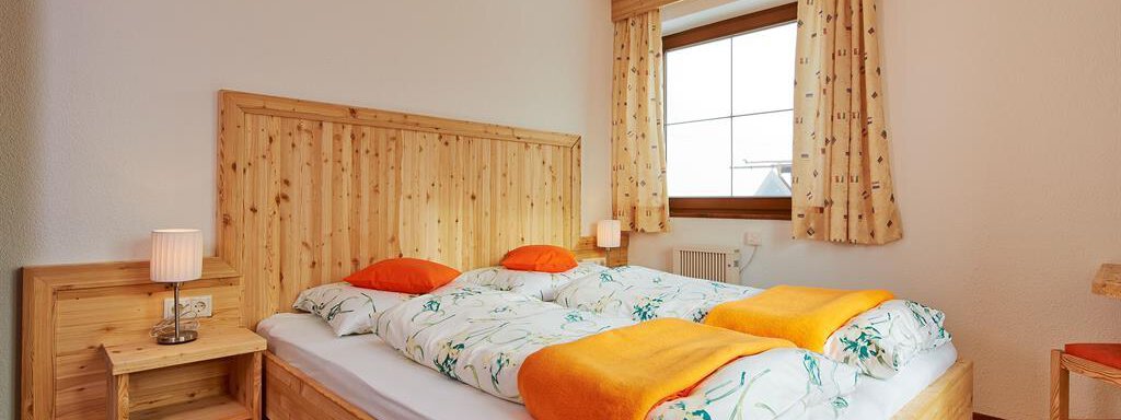 Lärche - Schlafzimmer - Appartement am Sonnhof - Längenfeld