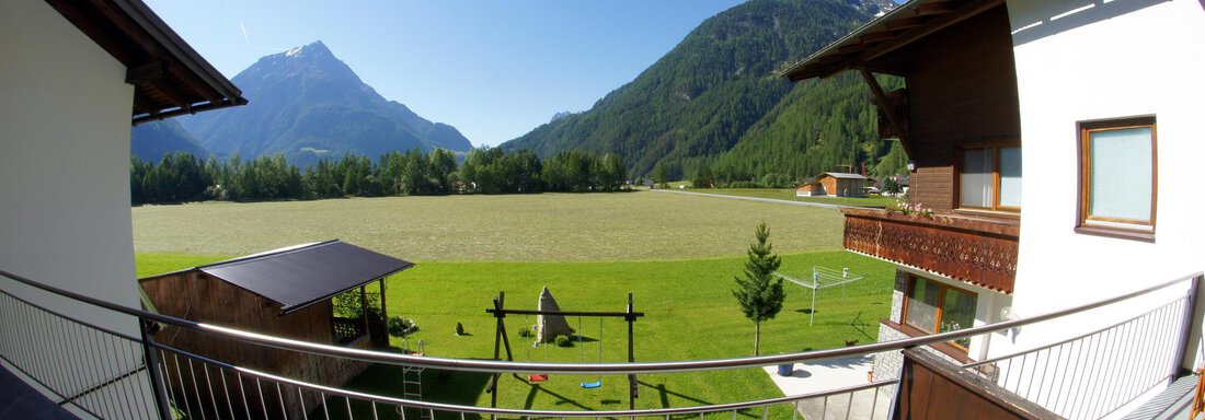 Top 2 Ausblick Sommer - Appt. Dismas`n Hof - Längenfeld