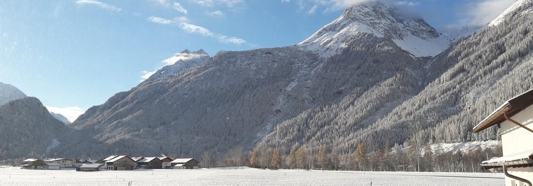 Ausblick nach Süden (Sölden - taleinwärts) - Haus Michael - Längenfeld