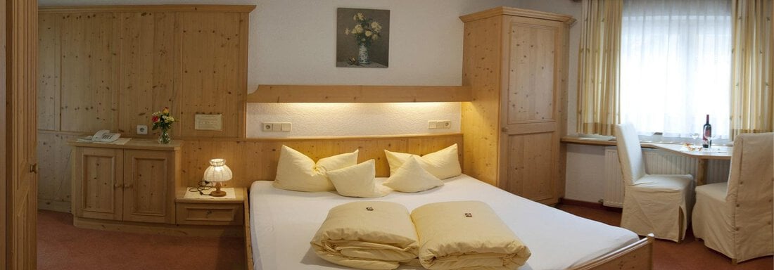 Doppelzimmer Classic - Hotel zum Hirschen - Längenfeld