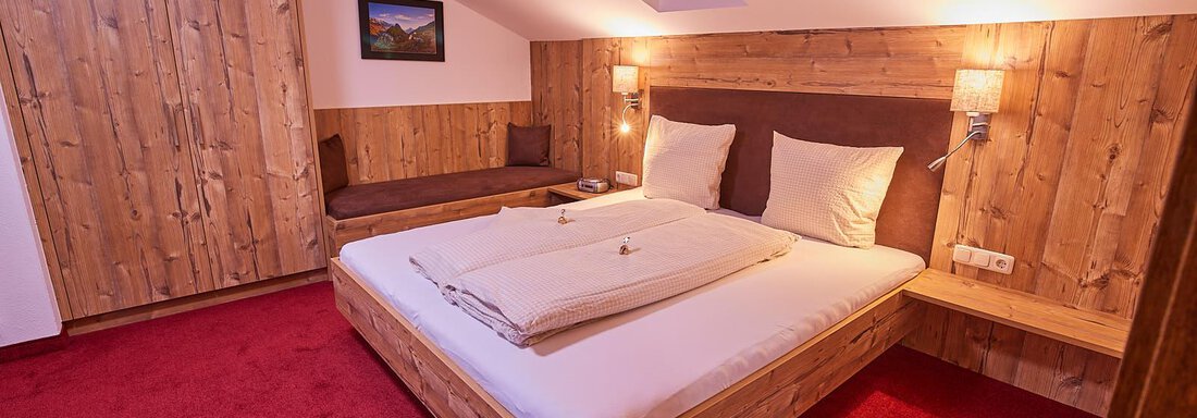 Doppelzimmer - Landhaus Ennemoser - Längenfeld