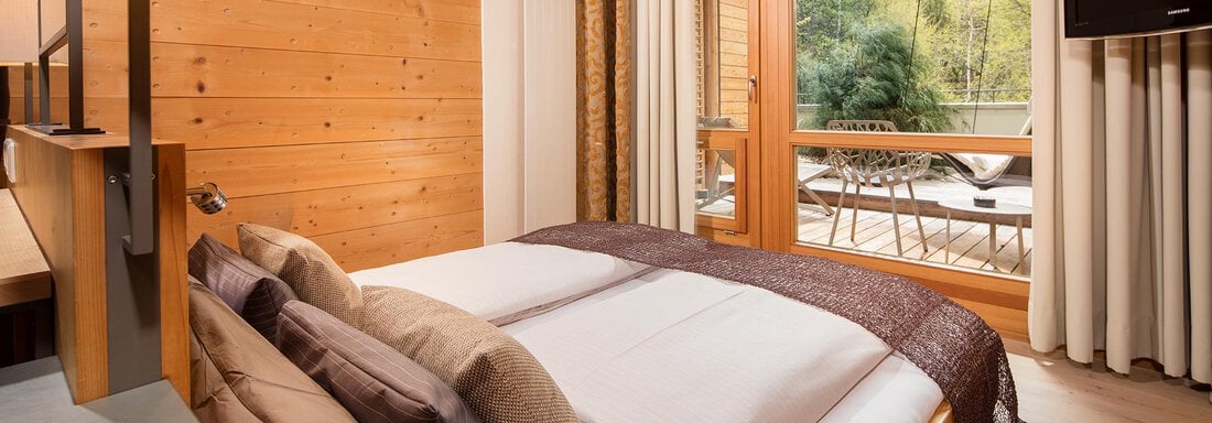 Doppelzimmer 32 m² - Naturhotel Waldklause - Längenfeld