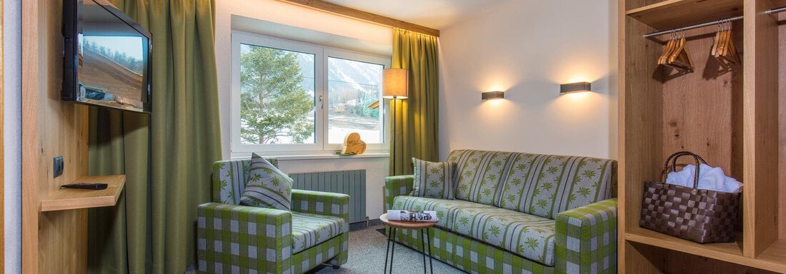 Gamswild - Hotel Falknerhof, am Ursprung - Niederthai