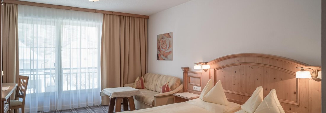 Schlafzimmer - Ferienwohnung de Luxe Alpenresidenz am Mühlbach - Obergurgl 