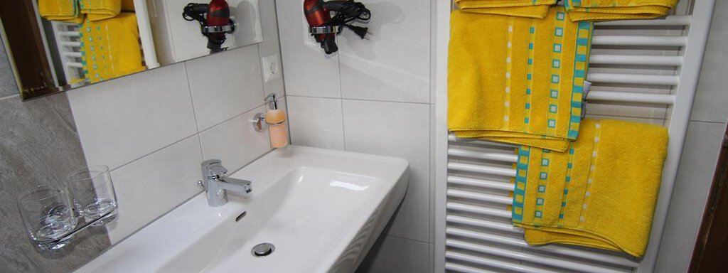 Badezimmer App. 45 m² - Acherkogelblick - Oetz