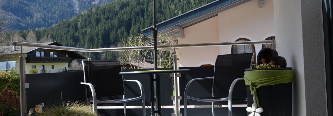 Kleine Terrasse - Appartement Alpenglühn - Oetz