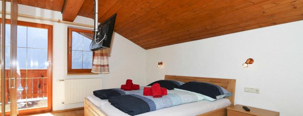 Doppelzimmer - Ferienhaus Jäger - Oetz