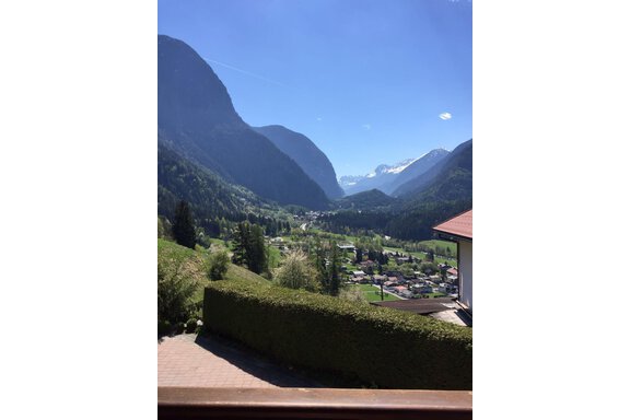 Ausblick ins Ötztal - Gästehaus Gufler - Oetz