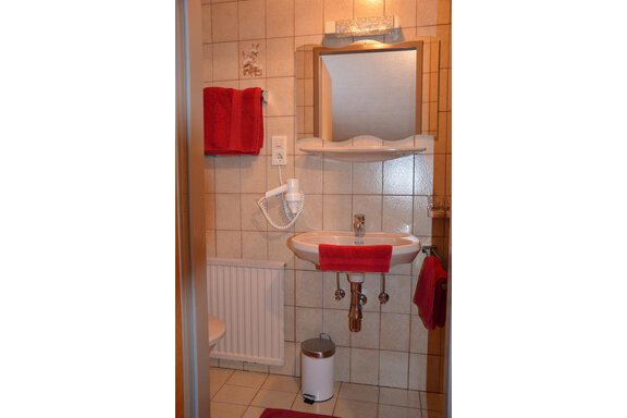 Badezimmer Doppelzimmer Standard - Gästehaus Schrott - Oetz