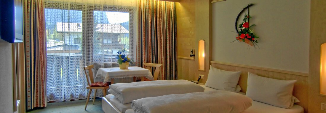 Doppelzimmer in Oetz Haus Marita | © Haus Marita Oetz Ötztal Doppelzimmer in Oetz Haus Marita - Oetz