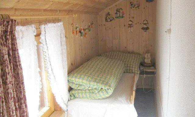 Plattnerhof - "Kinderzimmer" mit Durchgang - Oetz