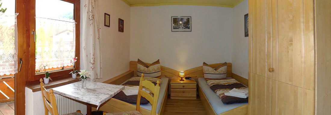 Zimmer 2 - Ferienwohnung Keil - Ötztal Bahnhof