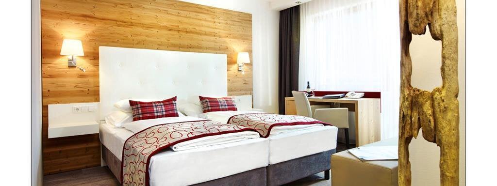 Economy Doppelzimmer Jöchle - Hotel Ritzlerhof****S - Sautens