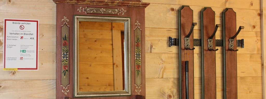 Garderobe - X-Alp Lodges - Sautens