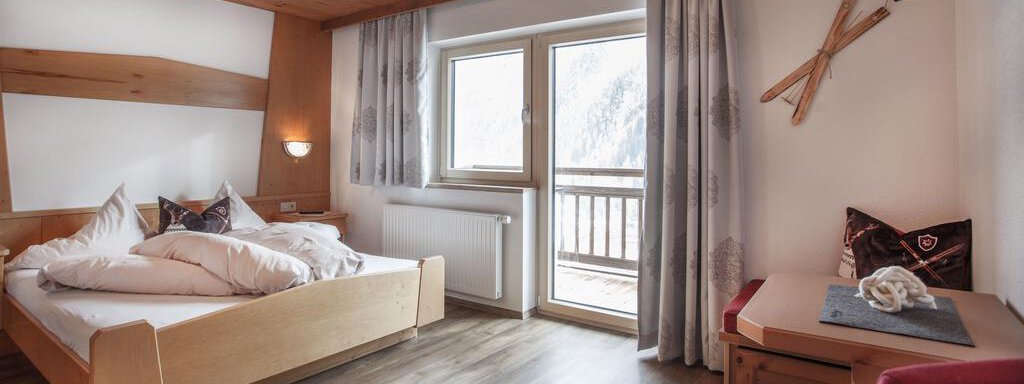 Schlafzimmer - Apart Hotel Arno - Sölden