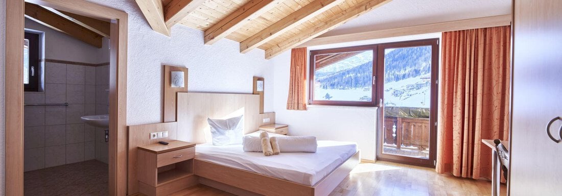 Schlafzimmer 1 - Belledonne Ski in & out Appartements - Sölden