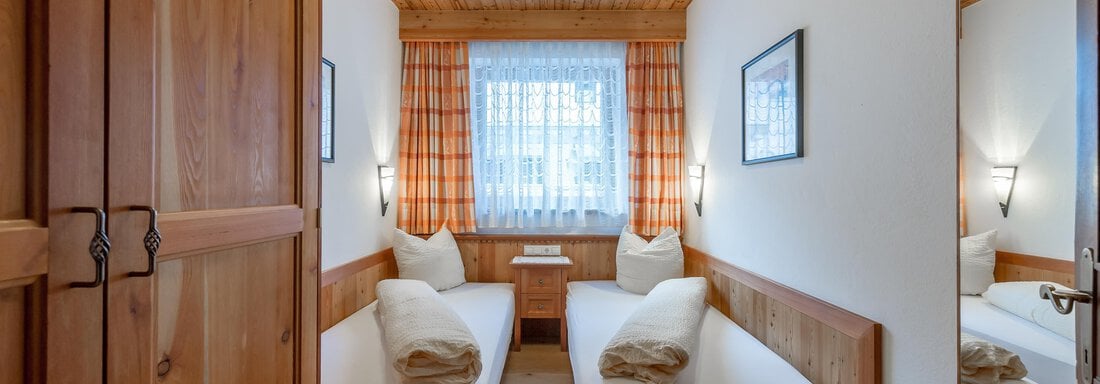 2. Schlafzimmer - Ferienappartements Linserhof - Sölden