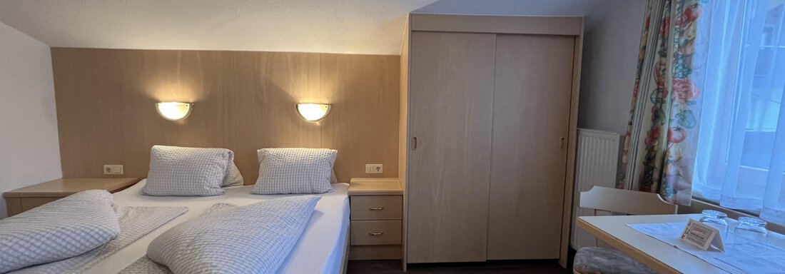 Doppelzimmer - Franzele Appartements & Zimmer - Sölden