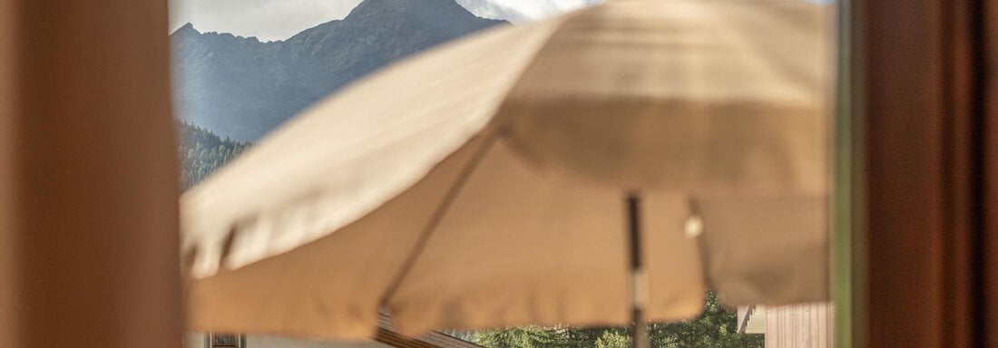 Doppelzimmer mit Balkon 6 - Gästehaus Maier - Sölden