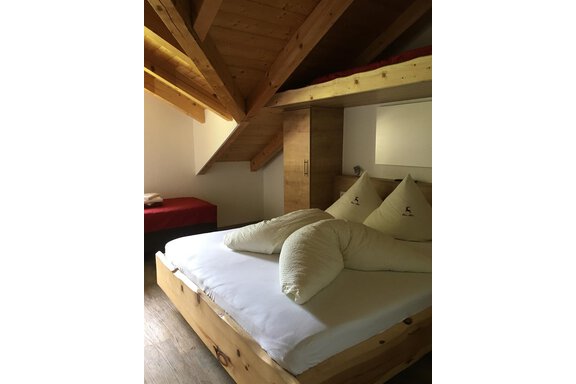 Vierbett-Zimmer mit SAT/TV/WLAN - Haus Albin - Sölden