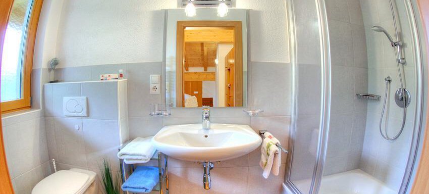 Badezimmer 1 - Haus Seppl - Sölden