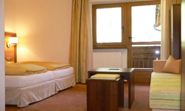 Doppelzimmer 2 - Hotel Garni Hainbacherhof - Sölden