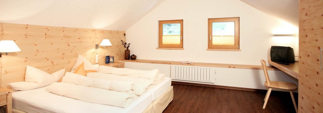 Doppelzimmer_FamilySuite - Lutonia Appartements Sölden - Sölden