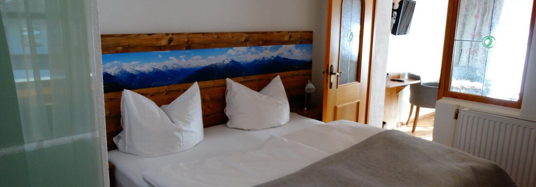 Doppelzimmer 5 - Pension Berggeist - Sölden