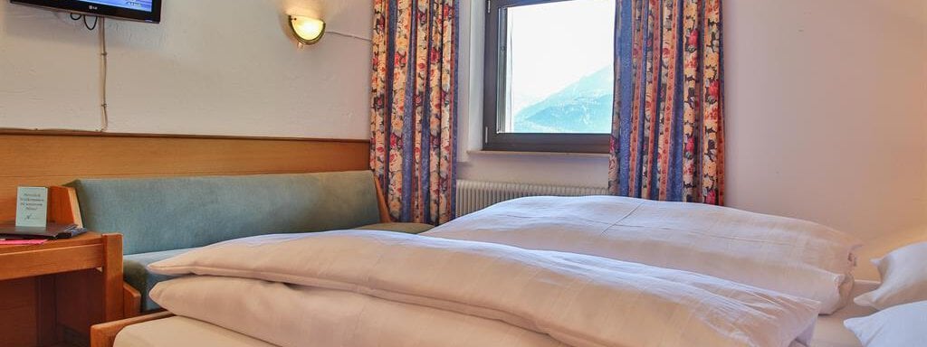 DREIBETT6 - Pension Garni Neururer - Sölden