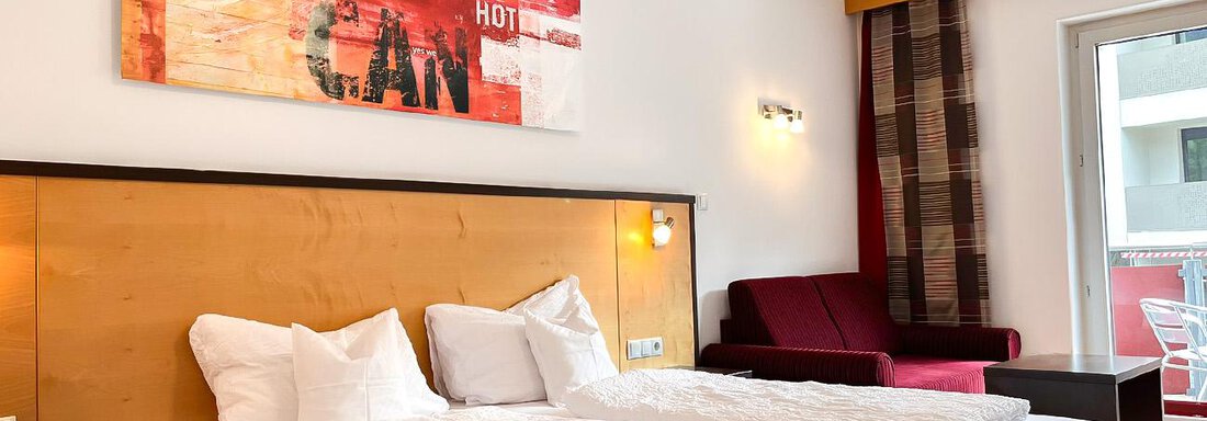 Schlafzimmer_doppelzimmercomfort_bergheim10_WZ - Sporthotel Garni Bergheim - Sölden