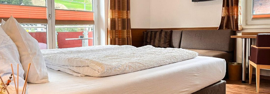 Schlafzimmer_doppelzimmerplus_bergheim2_WZ - Sporthotel Garni Bergheim - Sölden