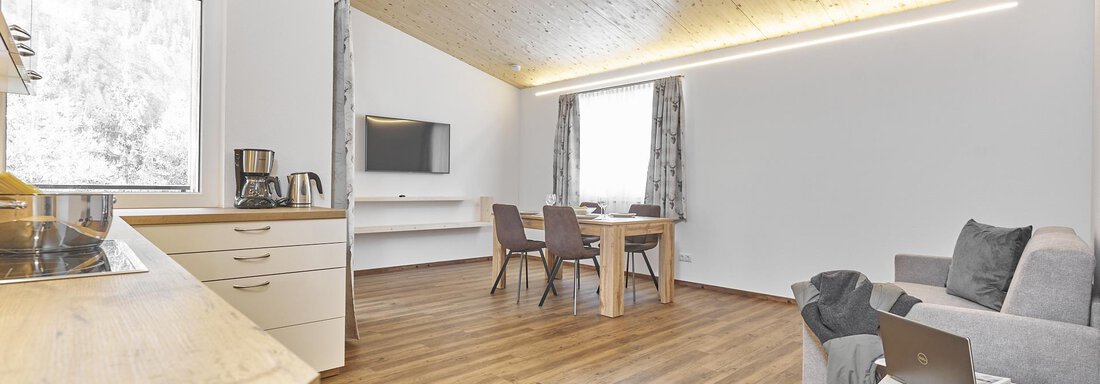 Wohnküche mit Sitzgelegenheit - Appartement Fritz - Umhausen