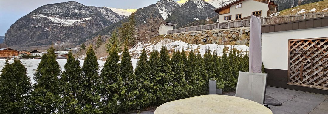 Terrasse mit Ausblick - Appartement Rauth - Umhausen