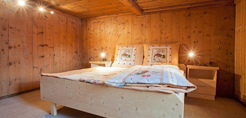 Zimmer 2 und Einzelbett - Berghütte Schöpf - Umhausen