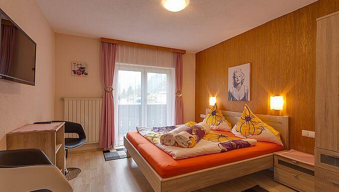 Schlafzimmer "Bianca" - Biancas Ferienwohnung im Haus Roswitha - Umhausen