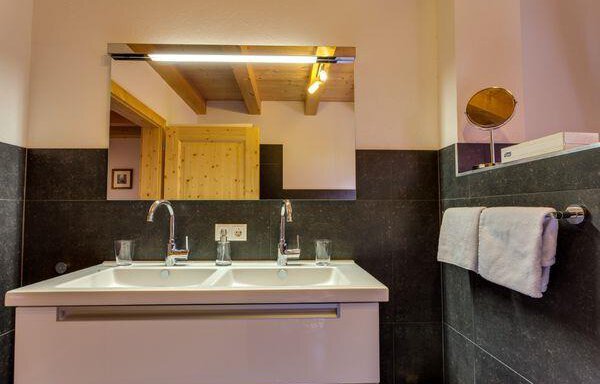 bathroom 1 - Chalet Carla - Umhausen