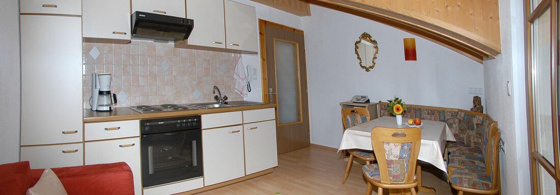 App. Karkopfblick - Küche  - Ferienwohnung Haus Romantika - Umhausen