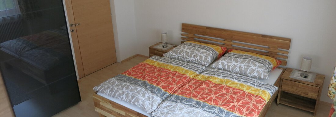 Doppelzimmer - Ferienwohnung Martina - Umhausen