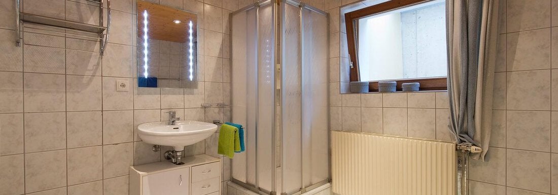 Badezimmer - Ferienwohnung Schmid - Umhausen