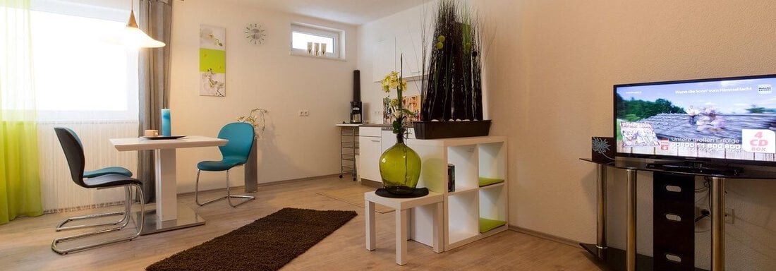 Küche mit Wohnbereich - Ferienwohnung Schmid - Umhausen