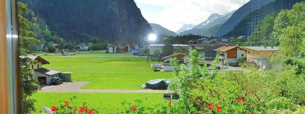 Ausblick vom Balkon - Gasthof Plattner - Umhausen