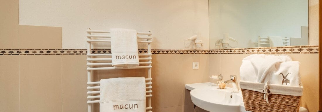 Badezimmer - Hotel Macun - Vent